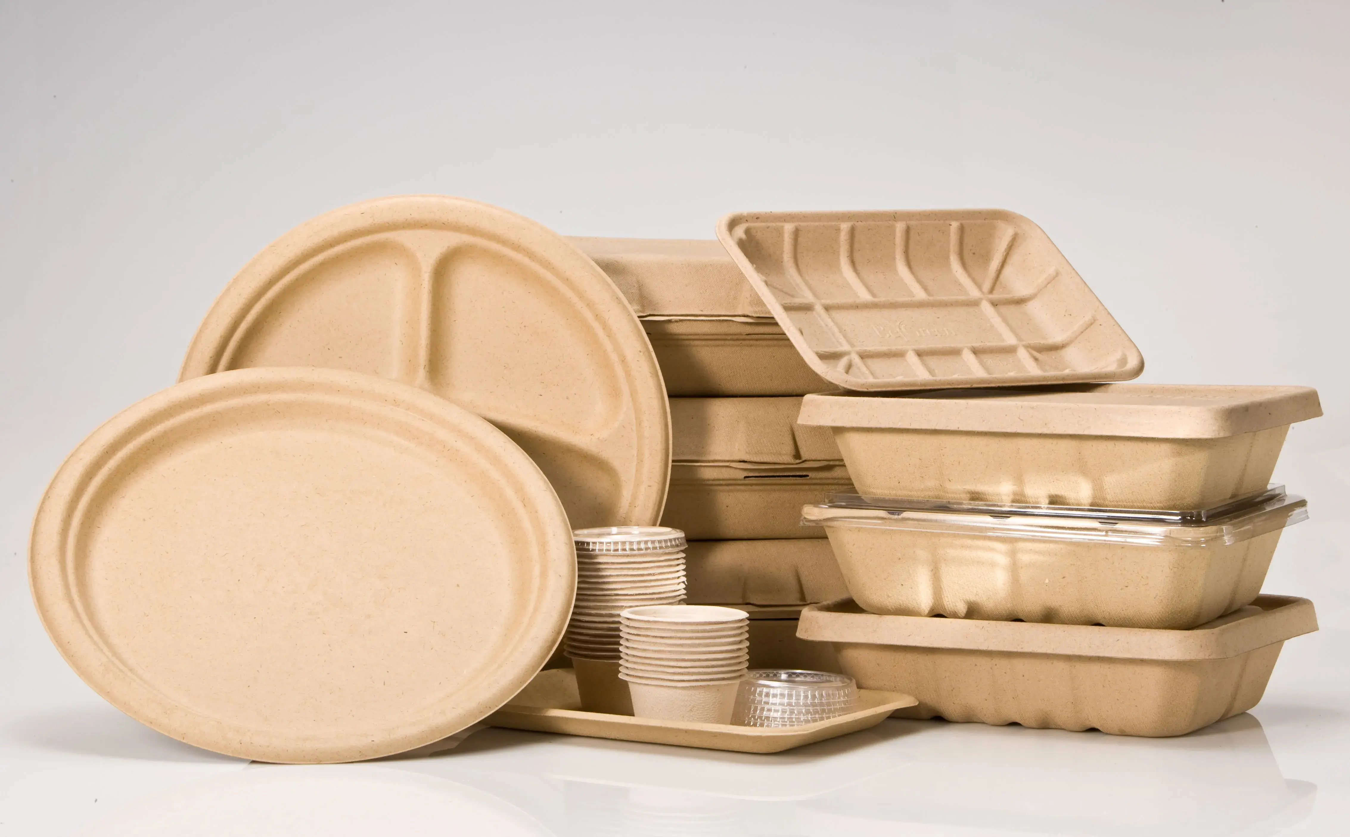 Kore Kitchen products in their 100% recyclable packaging.